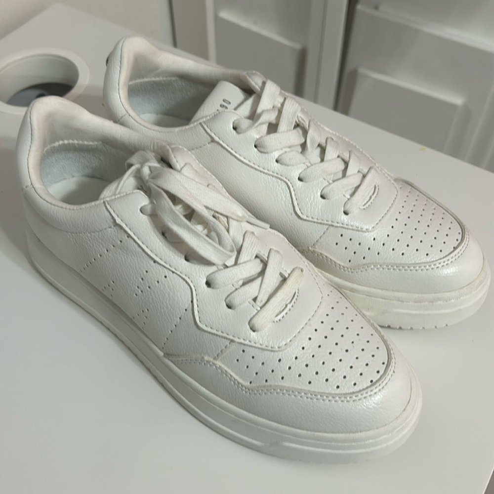 Steven Madden Women’s Jazz NY90 7.5M White Sneakers